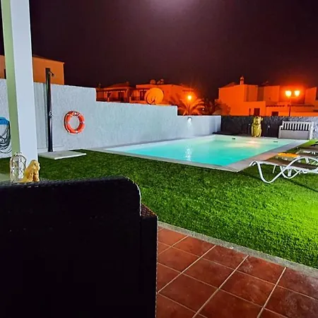 בית נופש Casa Yaiza *